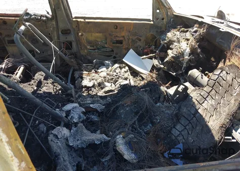 2002 Ford Explorer Sport Trac из США, поврежденный, VIN 1FMZU77E02UA94717